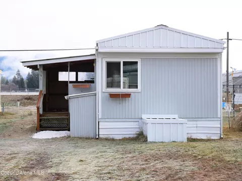 391 Gregory St #15, Priest River, ID 83856