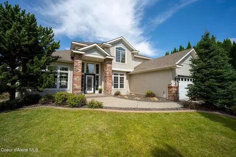 2547 W Blackberry Loop, Hayden, ID 83835