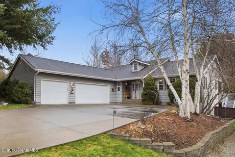 2744 N White Pines Dr, Coeur D'alene, ID 83815