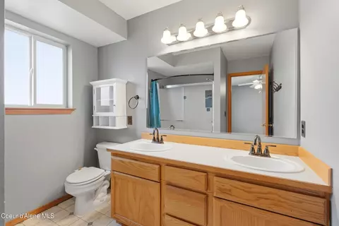 Bath - 1255 E Stetson Ave, Post Falls, ID 83854 photo 2 of 3