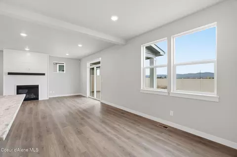 7019 N Coeur Terre Blvd, Coeur D'alene, ID 83815