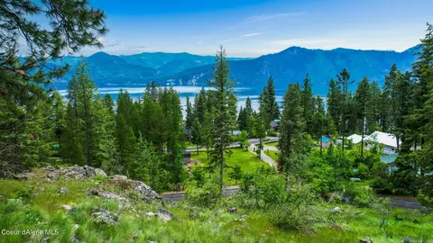Nna Glacier Loop, Bayview, ID 83803