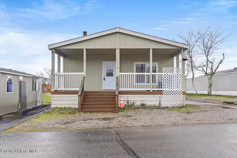 17110 W Santiago Cir, Hauser, ID 83854