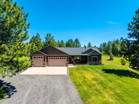 15268 S Potter Rd, Coeur D'alene, ID 83814