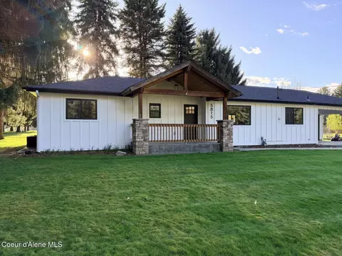 5815 N 17th St, Dalton Gardens, ID 83815