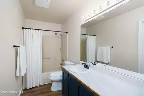 Bath - 514 E 13th Ave, Post Falls, ID 83854 photo 1 of 3