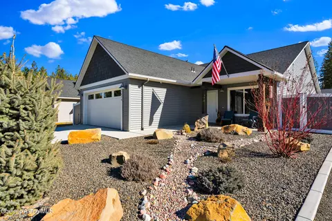 31814 N 8th Ave, Spirit Lake, ID 83869