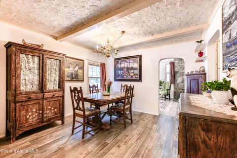 Dining - 176 King St, Wallace, ID 83873 photo 1 of 2