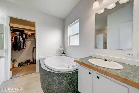 Bath - 116 N Woolsey Ct, Post Falls, ID 83854 photo 1 of 3