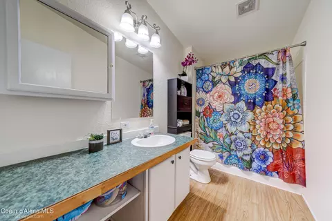 Bath - 116 N Woolsey Ct, Post Falls, ID 83854 photo 3 of 3