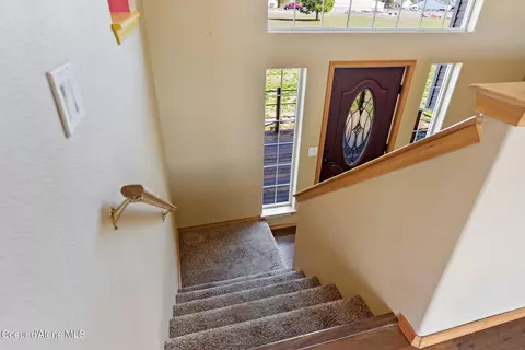 Entry Way - 2996 E Briar Ct, Athol, ID 83801 photo 1 of 3