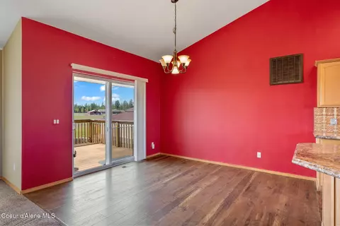 Dining - 2996 E Briar Ct, Athol, ID 83801 photo 2 of 2