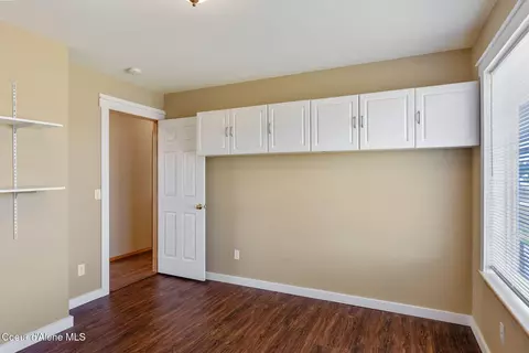 Bedroom - 2996 E Briar Ct, Athol, ID 83801 photo 4 of 6