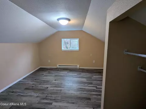 Bedroom - 402 Main St, Wardner, ID 83837 photo 3 of 5