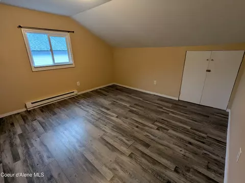 Bedroom - 402 Main St, Wardner, ID 83837 photo 4 of 5