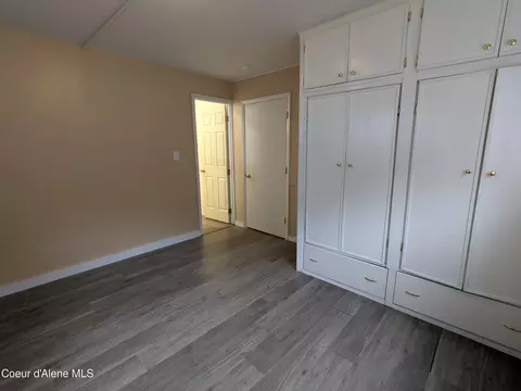 Bedroom - 402 Main St, Wardner, ID 83837 photo 2 of 5
