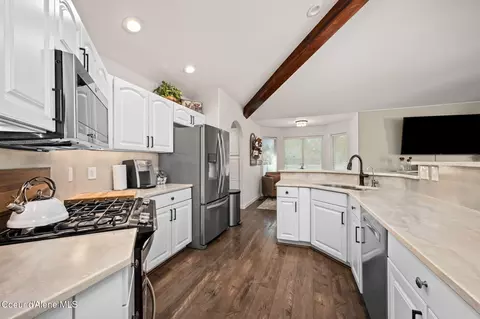Kitchen - 7155 E Greta Ave, Post Falls, ID 83854 photo 1 of 2