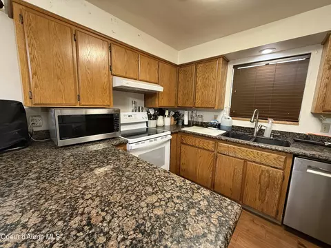 Kitchen - 1635 E Tall Timber Loop, Post Falls, ID 83854 photo 1 of 3