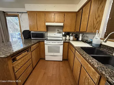 Kitchen - 1635 E Tall Timber Loop, Post Falls, ID 83854 photo 3 of 3