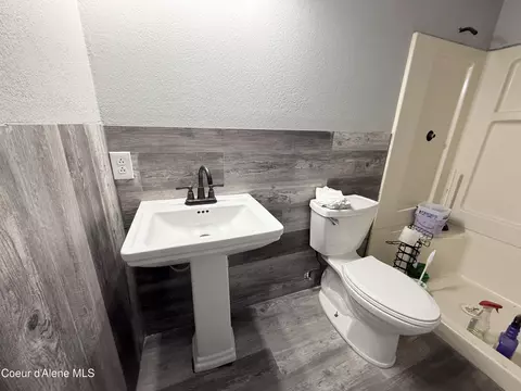 Bath - 1635 E Tall Timber Loop, Post Falls, ID 83854 photo 3 of 4