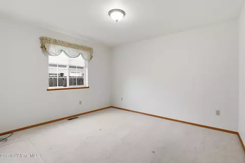 Bedroom - 561 E Sand Wedge Dr, Post Falls, ID 83854 photo 1 of 3