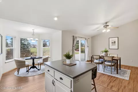 Dining - 561 E Sand Wedge Dr, Post Falls, ID 83854 photo 3 of 4