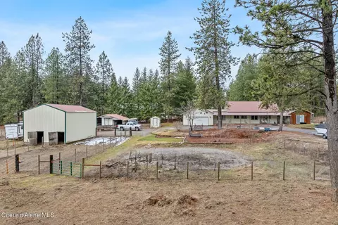 Exterior - 2874 E Hudlow Rd, Hayden, ID 83835 photo 7 of 9