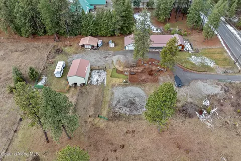 View/Area - 2874 E Hudlow Rd, Hayden, ID 83835 photo 1 of 7