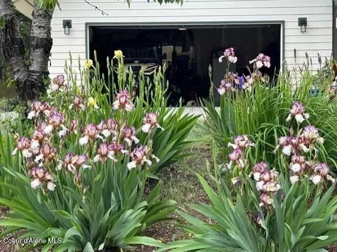 Exterior - 2874 E Hudlow Rd, Hayden, ID 83835 photo 8 of 9