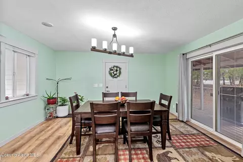 Dining - 2874 E Hudlow Rd, Hayden, ID 83835 photo 1 of 2