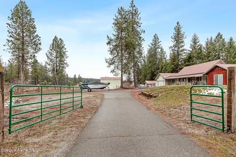 Exterior - 2874 E Hudlow Rd, Hayden, ID 83835 photo 1 of 9