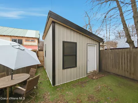 Exterior - 417 Pine St, Sandpoint, ID 83864 photo 5 of 7
