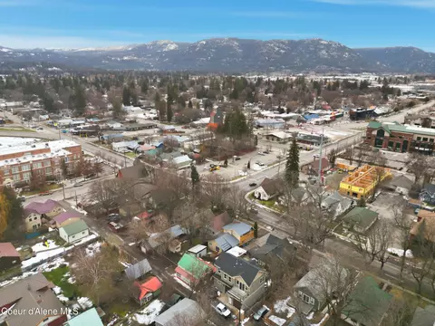View/Area - 417 Pine St, Sandpoint, ID 83864 photo 9 of 13