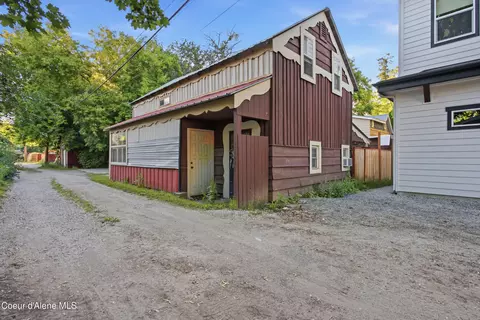 Exterior - 417 Pine St, Sandpoint, ID 83864 photo 4 of 8
