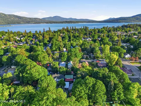 View/Area - 417 Pine St, Sandpoint, ID 83864 photo 3 of 4