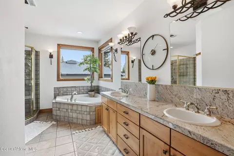 Bath - 706 N Dundee Dr, Post Falls, ID 83854 photo 2 of 5