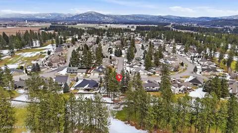 View/Area - 706 N Dundee Dr, Post Falls, ID 83854 photo 2 of 5