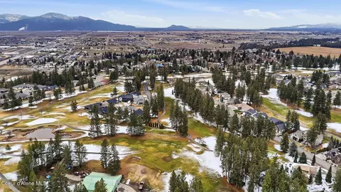 View/Area - 706 N Dundee Dr, Post Falls, ID 83854 photo 3 of 5