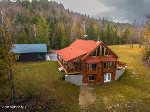 452 Ruby Creek Rd, Naples, ID 83847