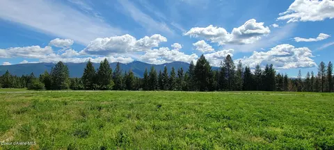 485 Stellar Jay Rd, Bonners Ferry, ID 83805