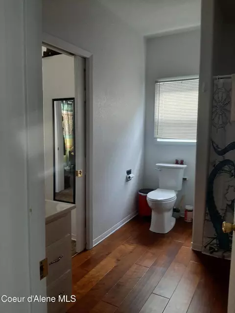 Bath - 20 Kellogg Ave, Kellogg, ID 83837 photo 1 of 2