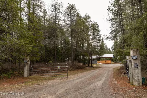 8558 W Liberty Dr, Spirit Lake, ID 83869
