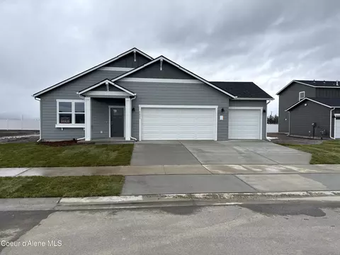 5499 N Aquila Ave, Post Falls, ID 83854