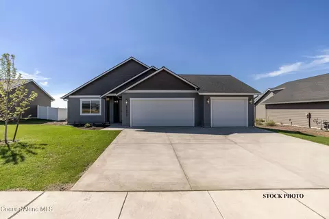 11890 N Entwistle Way, Rathdrum, ID 83858