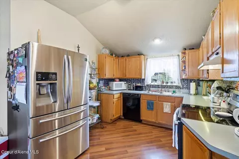 Kitchen - 170 E Miles Ave, Hayden, ID 83835 photo 4 of 4