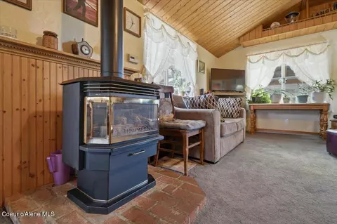 Living - 170 E Miles Ave, Hayden, ID 83835 photo 5 of 7