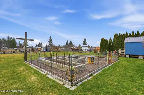 Exterior - 170 E Miles Ave, Hayden, ID 83835 photo 8 of 22