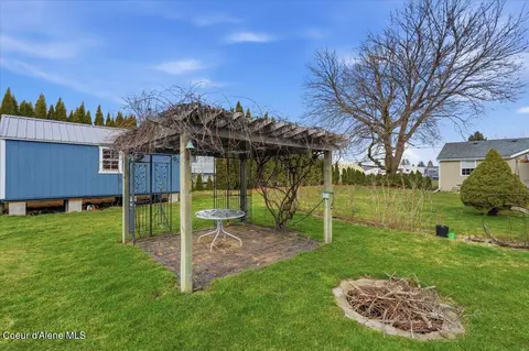 Exterior - 170 E Miles Ave, Hayden, ID 83835 photo 7 of 22