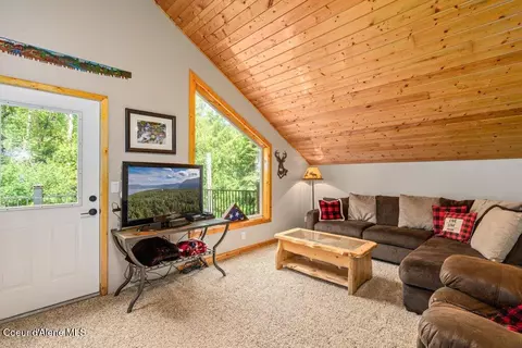 Living - 20264 Coeur Dalene River Rd, Kingston, ID 83839 photo 2 of 2