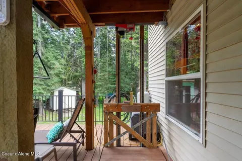 Exterior - 20264 Coeur Dalene River Rd, Kingston, ID 83839 photo 2 of 21